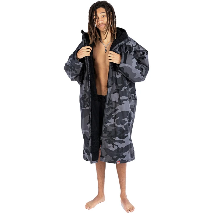2021 Dryrobe Advance Long Sleeve Premium Outdoor Change Robe LSDABB - Black Camo Colour Black Camo - Image 5