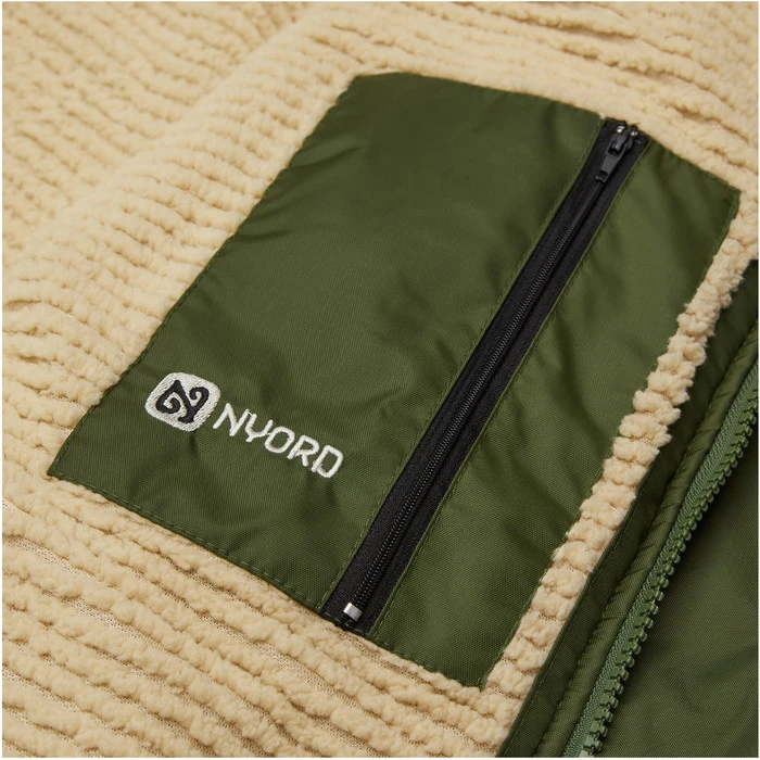 2022 Nyord Primaloft® Outdoor Changing Robe ACC0005 - Khaki / Sand Colour Khaki/Sand - Image 6